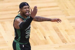  洛里昂旧将回归救主，替补登场上演梅开二度  