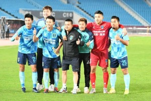  比勒菲尔德绝地反击，补时阶段惊险扳平比分